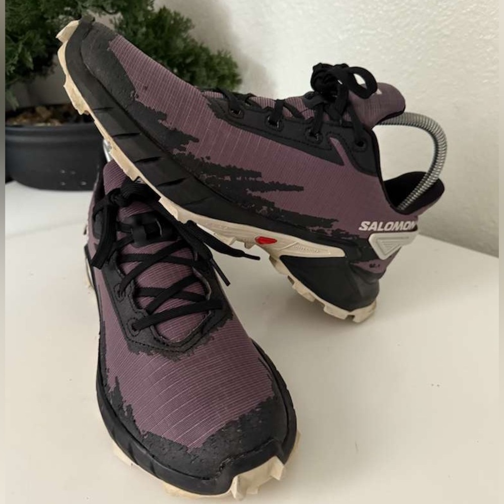 Salomon Purple and Black Athletic Shoes - Picture 2 of 8